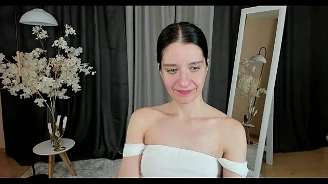 helentasty online show from 01-29-25, 12:24