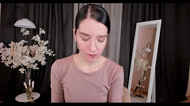 helentasty online show from 02-03-25, 03:42