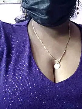 mallu-sumi online show from 04-12-26, 04:17