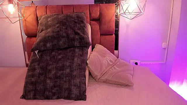 kristakinnky online show from 02-24-26, 11:41