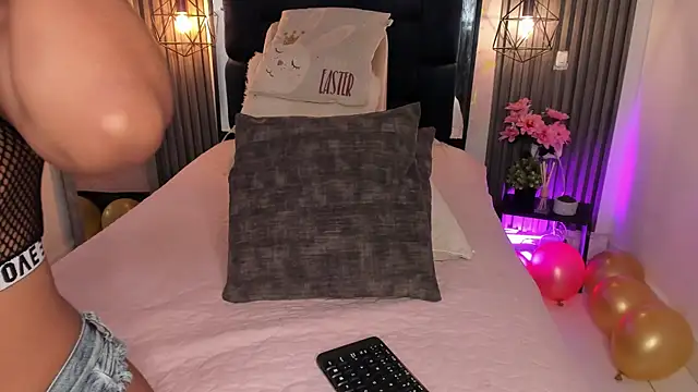 kristakinnky online show from 07-31-26, 12:26