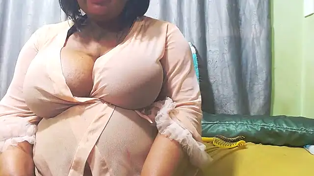 Snapshot of NaughtyNicoleXX2 chatting on 05-25-26, 06:03 NaughtyNicoleXX2 online show from 05-25-26, 06:03