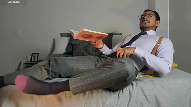 pablo-rincon95 online show from 04-13-26, 02:22