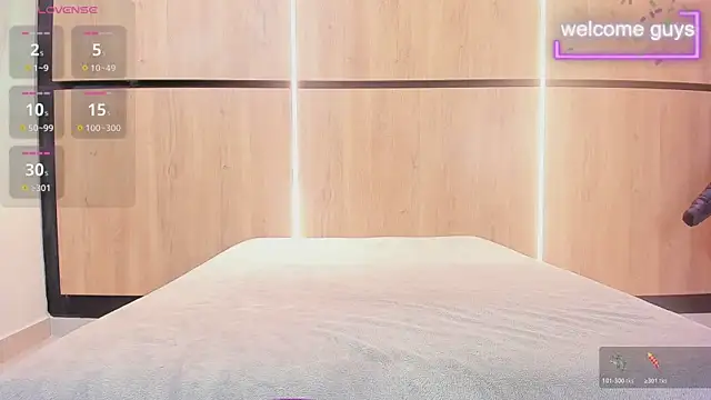 adela chase online show from 11-28-25, 03:09