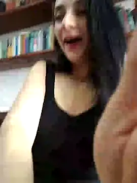 Snapshot of amellie_ros chatting on 12-19-24, 03:52 amellie ros online show from 12-19-24, 03:52