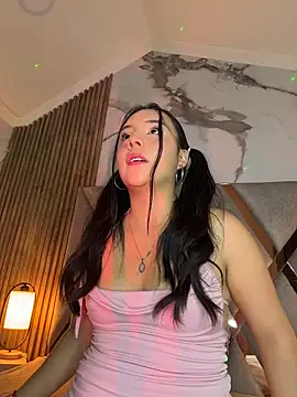 Emily Trujillo online show from 06-05-26, 07:30