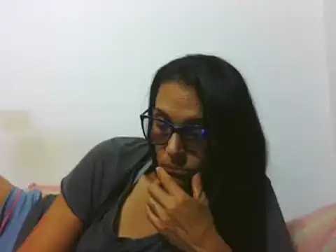 latinbrunettet online show from 02-17-25, 05:32