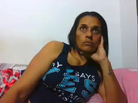 latinbrunettet online show from 03-11-25, 01:45