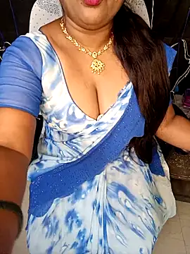 honey-sexy online show from 02-08-25, 06:22