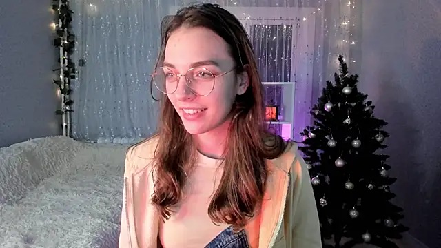 Snapshot of AraCopple chatting on 12-26-24, 02:44 AraCopple online show from 12-26-24, 02:44