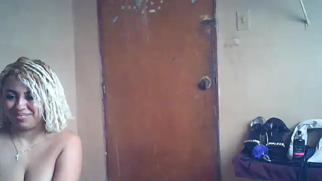 Lucy White   online show from 04-09-26, 07:41