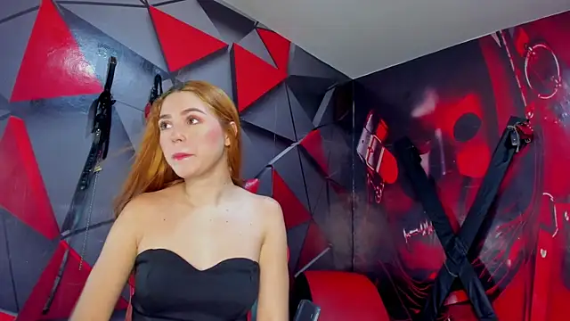 Hana and Zeta online show from 12-22-25, 12:35