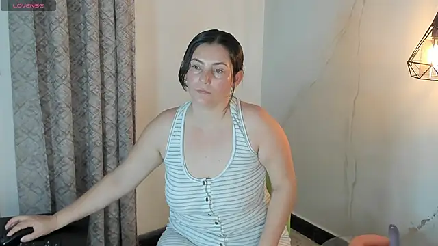 Snapshot of angelswets chatting on 02-20-25, 01:51 angelswets online show from 02-20-25, 01:51