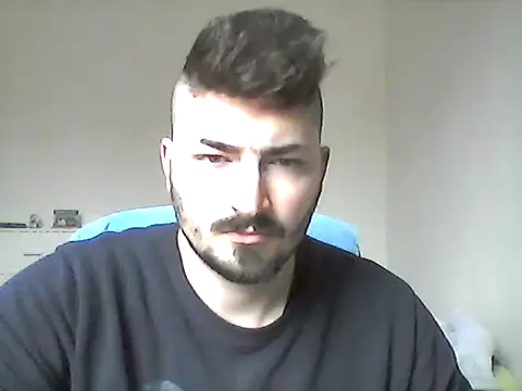 Snapshot of Hkl95555 chatting on 12-13-24, 01:01 Hkl95555 online show from 12-13-24, 01:01