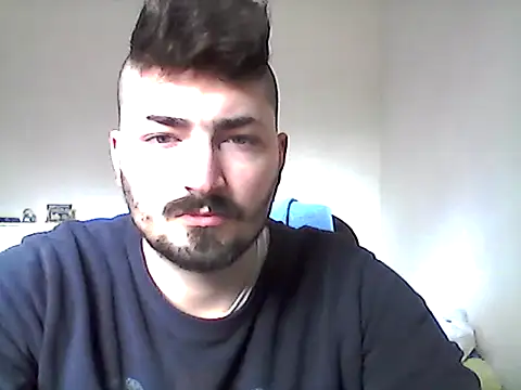 Snapshot of Hkl95555 chatting on 12-15-24, 12:17 Hkl95555 online show from 12-15-24, 12:17