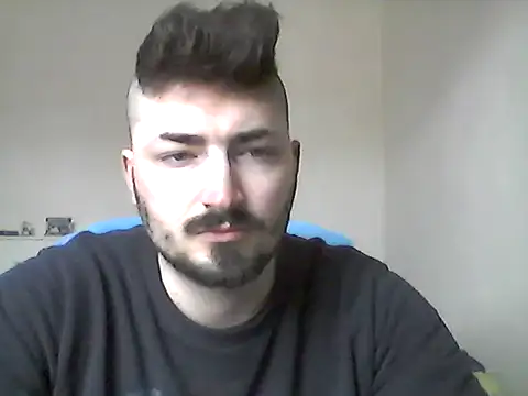 Snapshot of Hkl95555 chatting on 12-18-24, 12:51 Hkl95555 online show from 12-18-24, 12:51