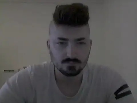 Snapshot of Hkl95555 chatting on 09-20-25, 12:00 Hkl95555 online show from 09-20-25, 12:00