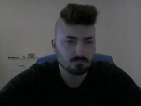 Snapshot of Hkl95555 chatting on 10-24-25, 11:01 Hkl95555 online show from 10-24-25, 11:01