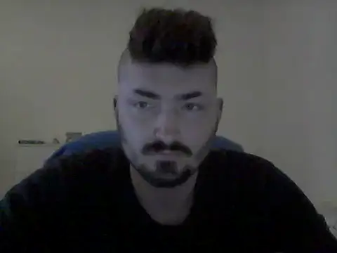 Snapshot of Hkl95555 chatting on 10-30-25, 01:07 Hkl95555 online show from 10-30-25, 01:07