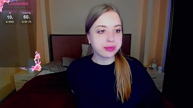 Snapshot of AlexissM chatting on 06-19-26, 03:05 AlexissM online show from 06-19-26, 03:05