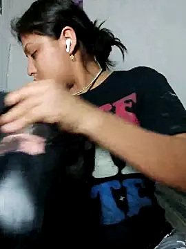 azulzulix online show from 04-12-26, 01:43