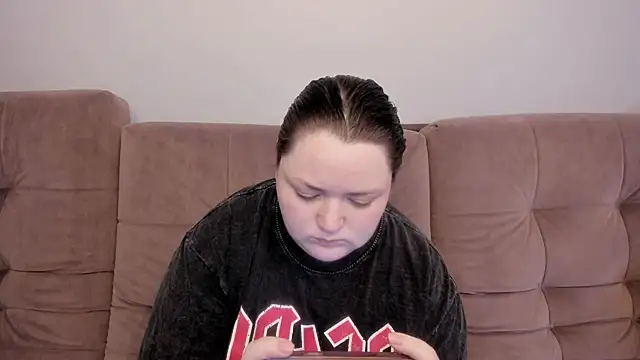Alex m online show from 06-21-26, 07:33