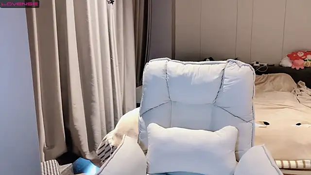 qiqi-666 online show from 01-26-25, 06:49