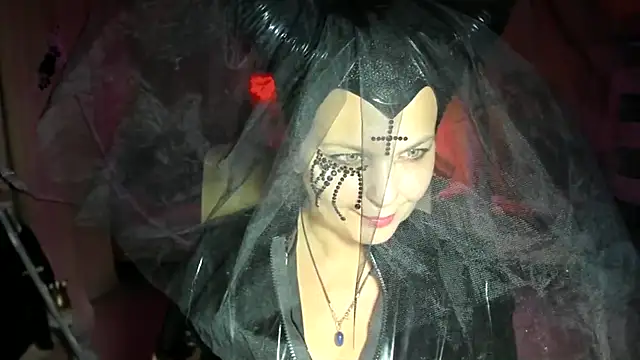 WitchBlueRose online show from 10-31-25, 04:19