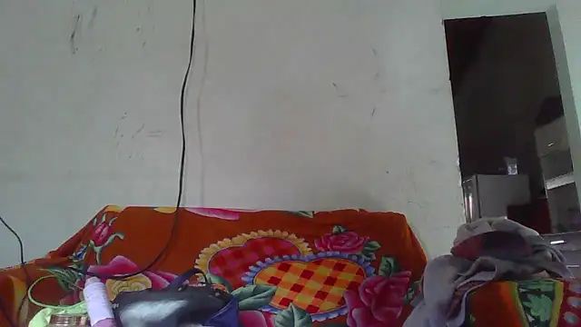 Snapshot of jhonleno78 chatting on 03-19-25, 06:44 jhonleno78 online show from 03-19-25, 06:44