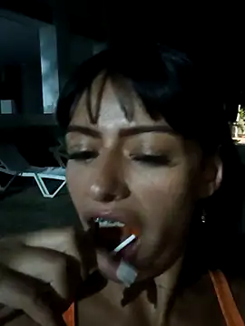 ZairaSofia1 online show from 12-17-24, 02:12