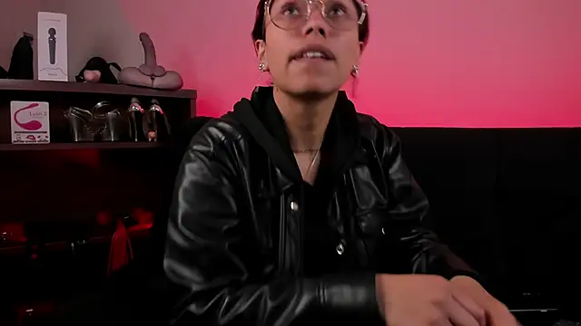 lilith-deveraux online show from 02-21-25, 12:28