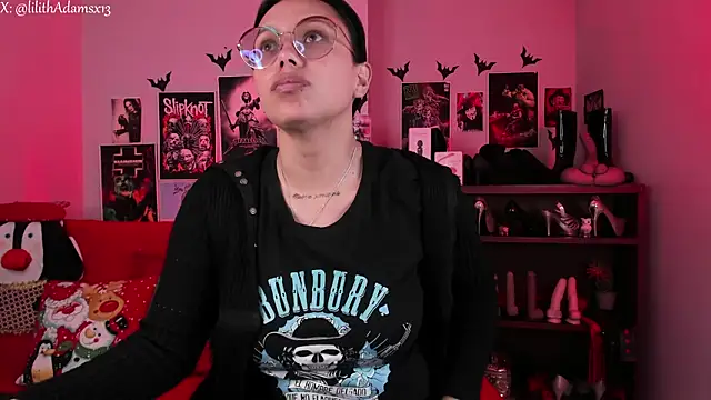 lilith-deveraux online show from 12-22-25, 02:25