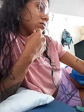 Karii-R online show from 11-10-25, 01:21