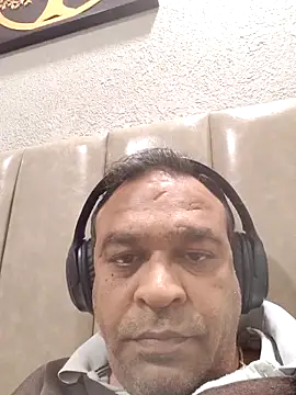 nupa230780 online show from 12-20-25, 05:20