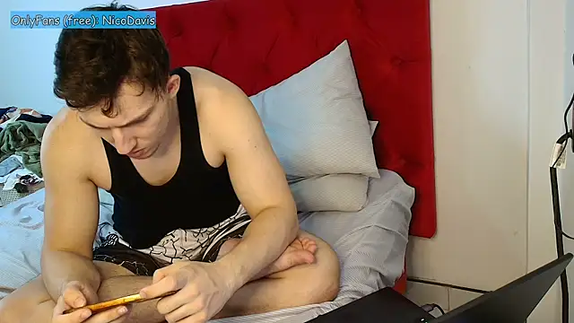 Snapshot of NicoDavisHere chatting on 06-24-26, 07:24 NicoDavisHere online show from 06-24-26, 07:24