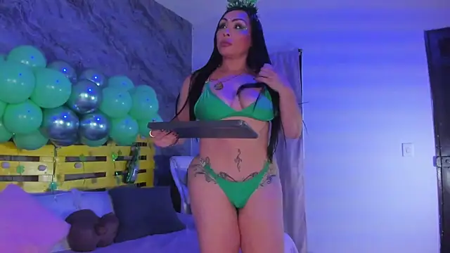 Snapshot of Rubi_Love_ chatting on 03-17-25, 12:46 Rubi Love online show from 03-17-25, 12:46