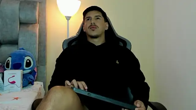 victor vixen online show from 06-10-26, 07:57