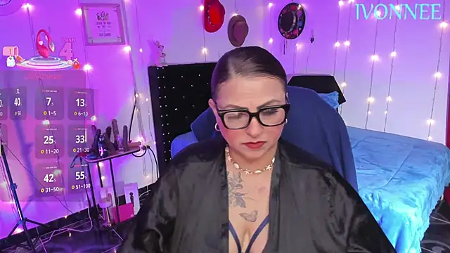 Ivonnee   online show from 02-09-26, 09:35