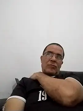 Snapshot of barboza991 chatting on 07-06-26, 03:47 barboza991 online show from 07-06-26, 03:47