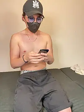 Snapshot of xxx_men chatting on 10-17-25, 05:59 xxx men online show from 10-17-25, 05:59