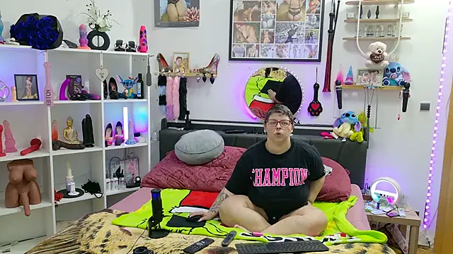 SunshineLexi online show from 01-09-26, 07:11