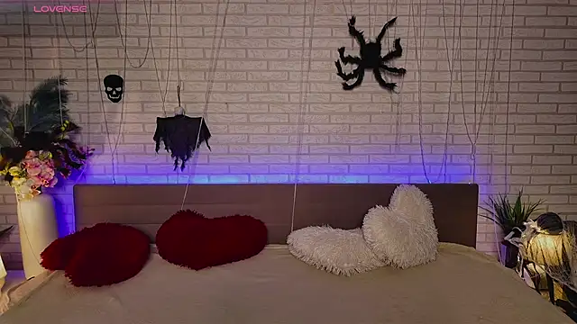 NovaBlissss online show from 11-09-25, 09:13