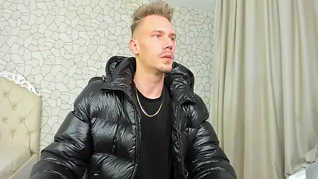 MateoBenjaminX online show from 12-21-24, 10:51