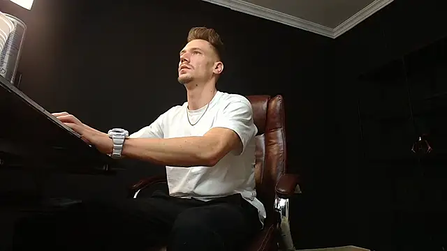 MateoBenjaminX online show from 01-14-25, 03:57