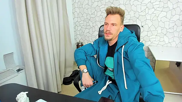 MateoBenjaminX online show from 01-30-25, 08:21