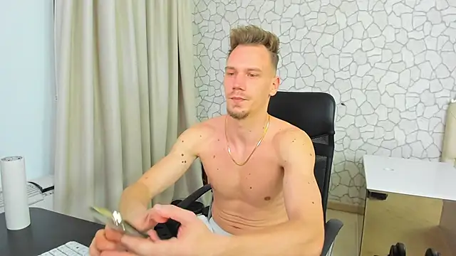 MateoBenjaminX online show from 02-05-25, 07:53