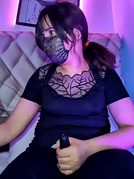 Snapshot of Lina_lolo chatting on 05-14-26, 06:37 Lina lolo online show from 05-14-26, 06:37