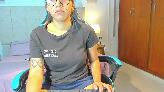  maria foxx  online show from 04-13-26, 04:56