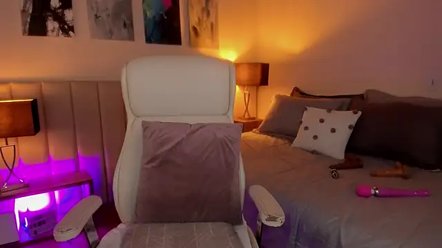 DaniRousse online show from 01-09-26, 04:21