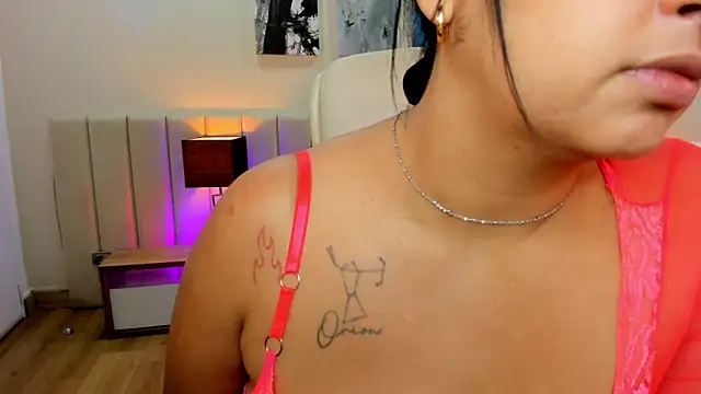 DaniRousse online show from 02-01-26, 06:50